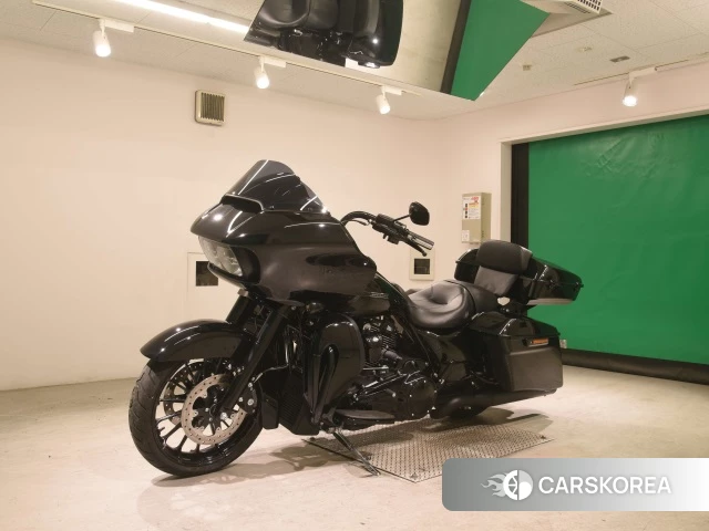 Проданный Harley-Davidson Road Glide FLTRXS1750 2018 из Японии, фото 4