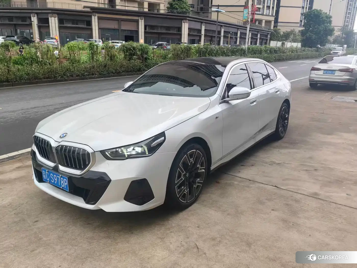 BMW 5 series 2025 Белый из Китая, фото 6