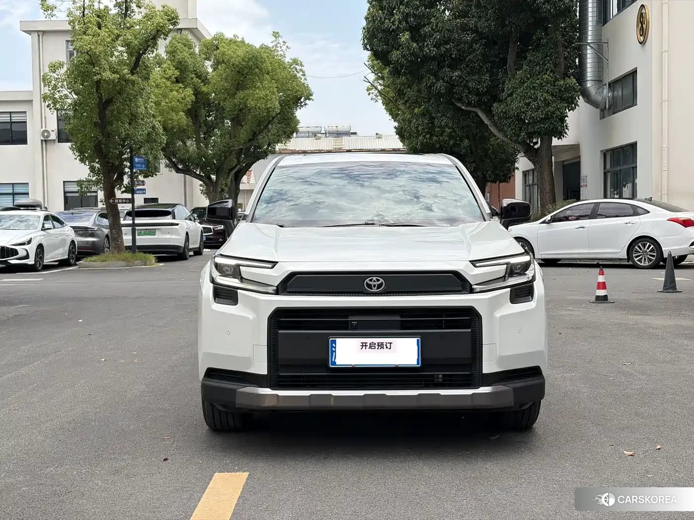 Toyota RAV4 2026 Белый из Китая, фото 6