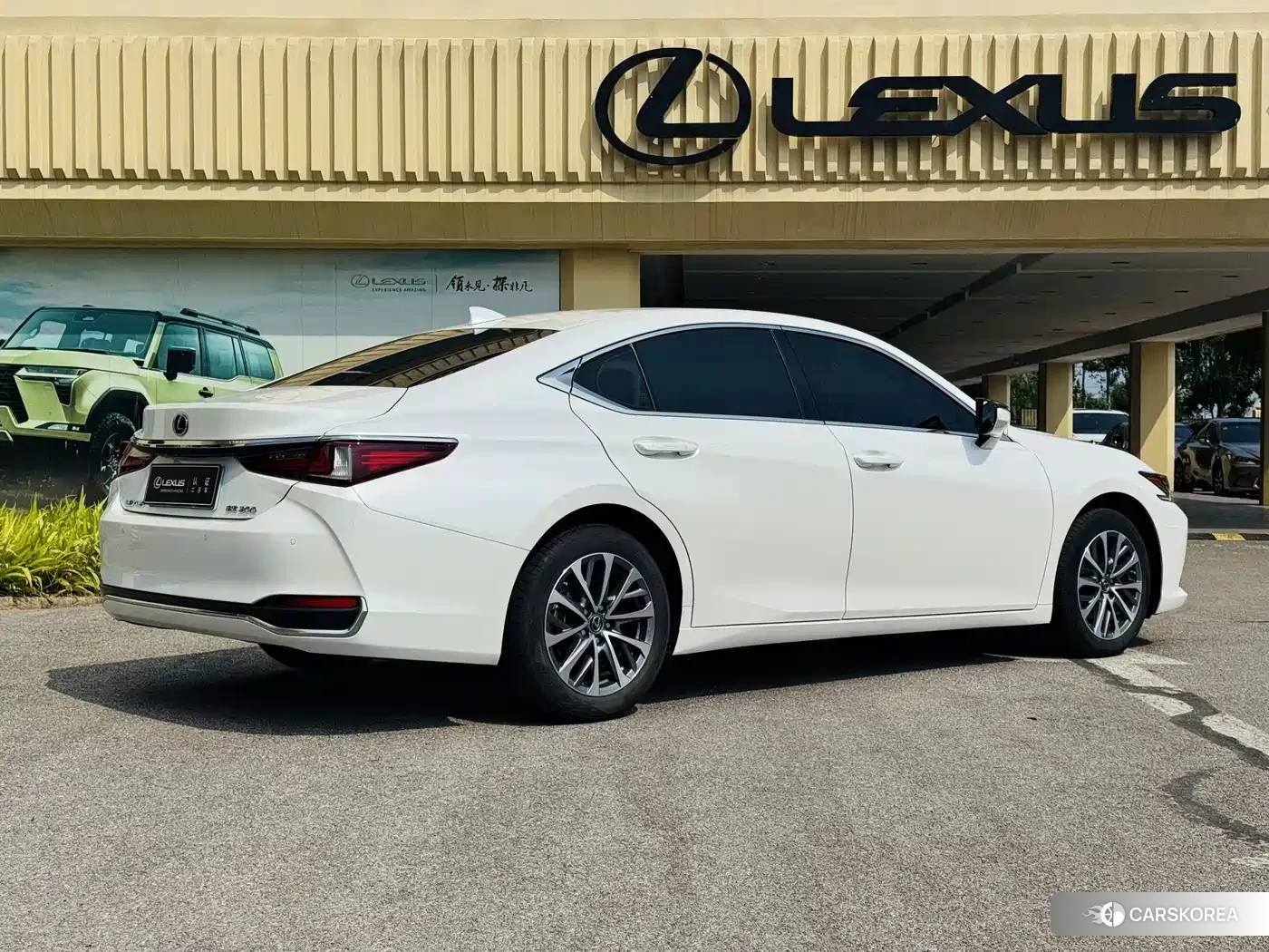 Lexus ES 2022 Белый из Китая, фото 6