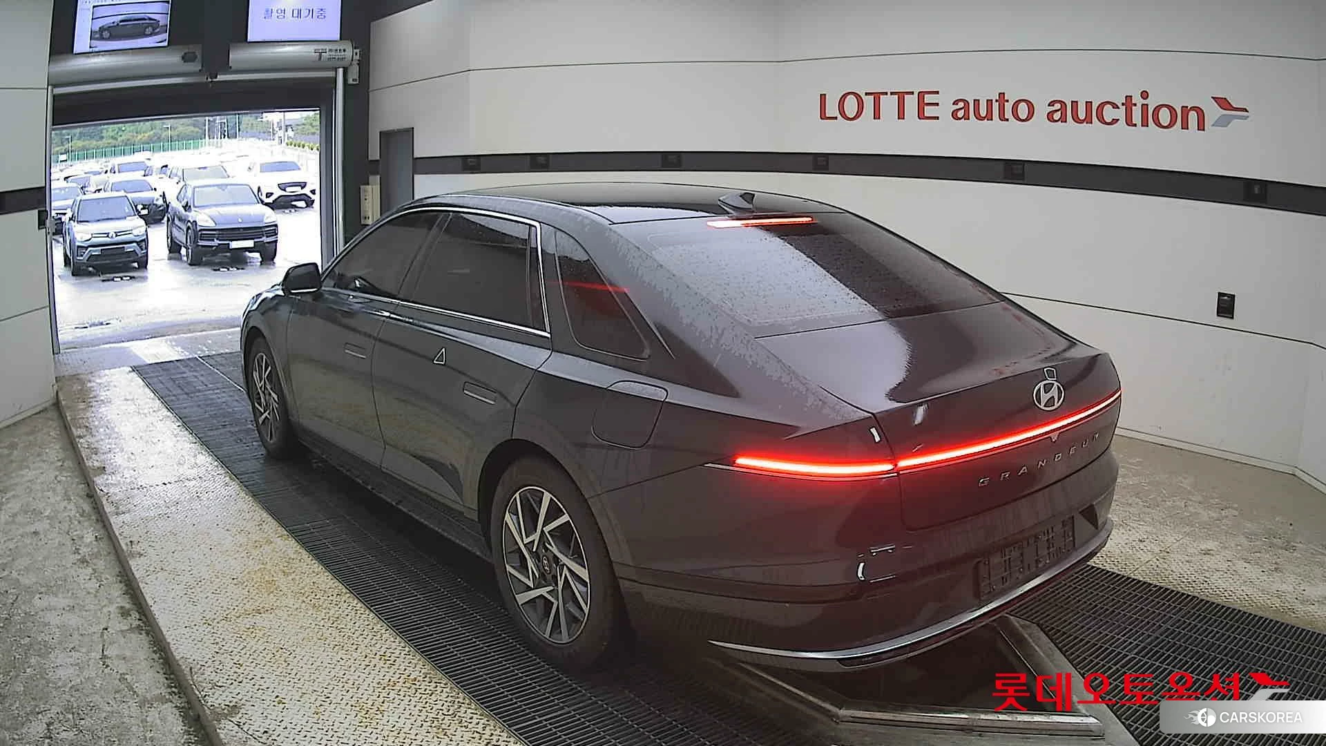 Hyundai Grandeur Hybrid id 4352307 из Кореи 32