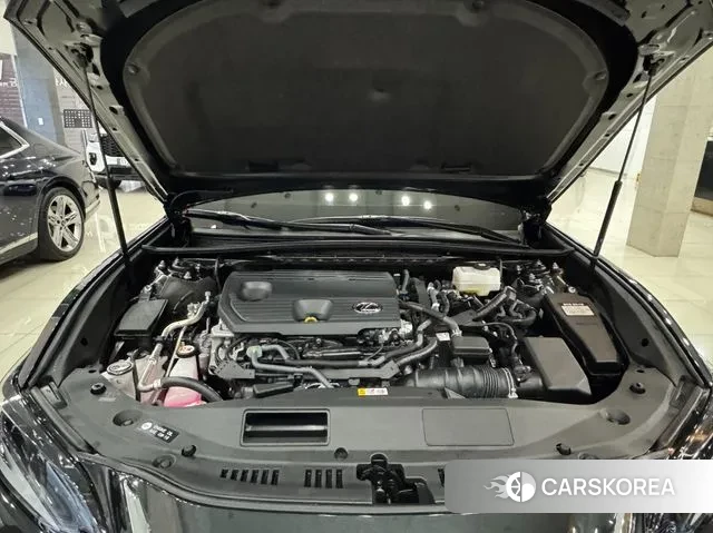 Lexus ES300h 7th generation id 3733535 из Кореи 16