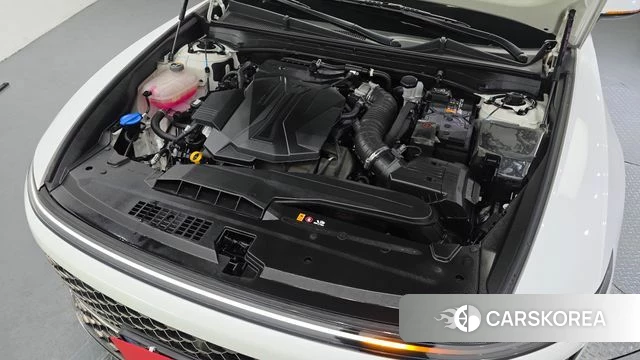 Hyundai Grandeur (GN7) id 3850582 из Кореи 16