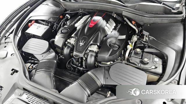 Maserati Levante id 4551636 из Кореи 32