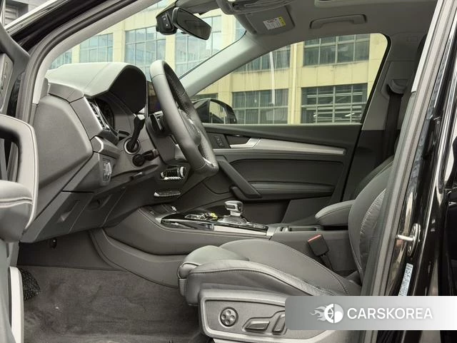Audi Q5L id 4348773 из Китая 10