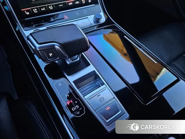 Audi A8 (D5) id 3529641 из Кореи 11