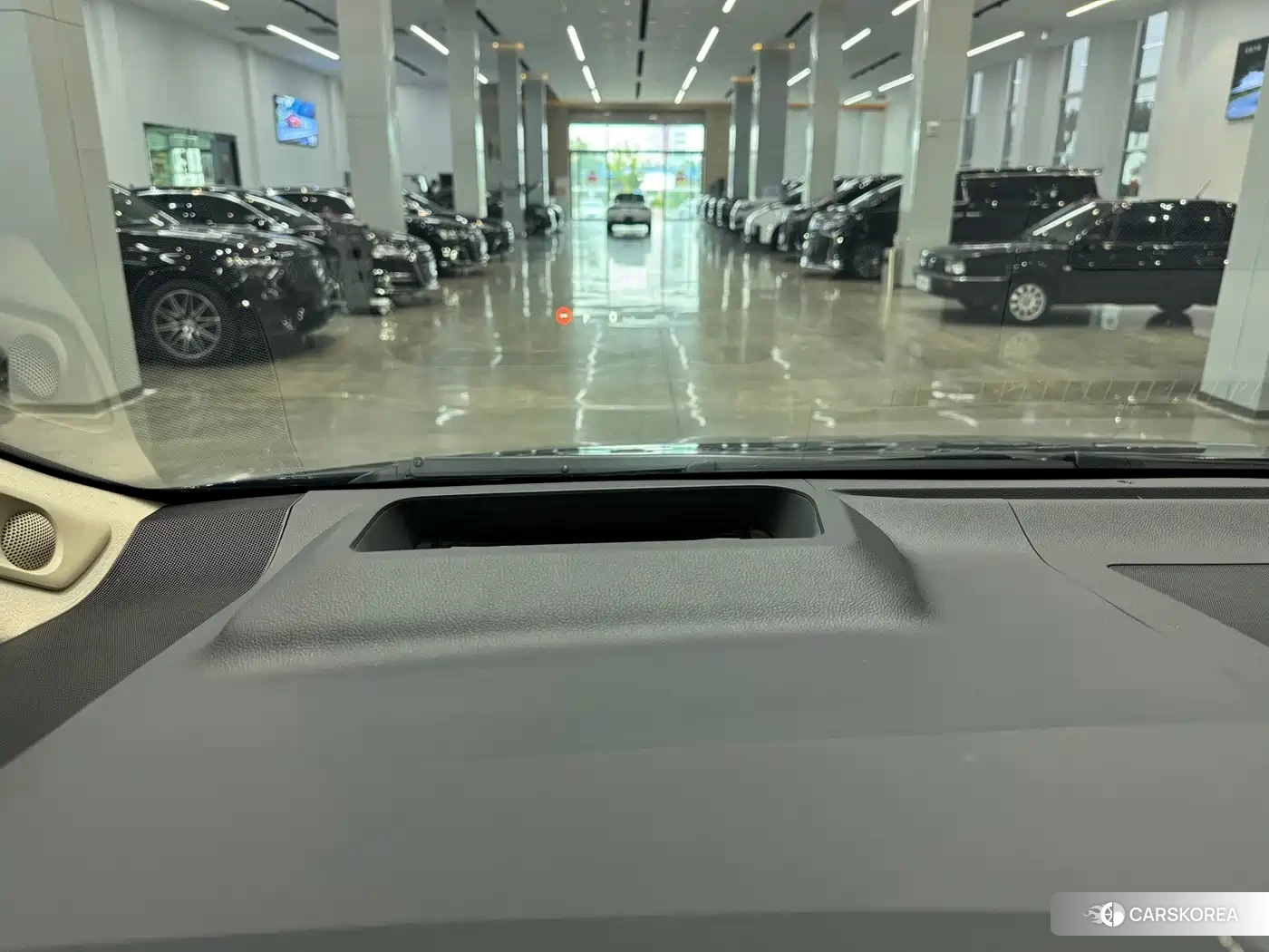 Toyota Vellfire id 4686218 из Китая 13