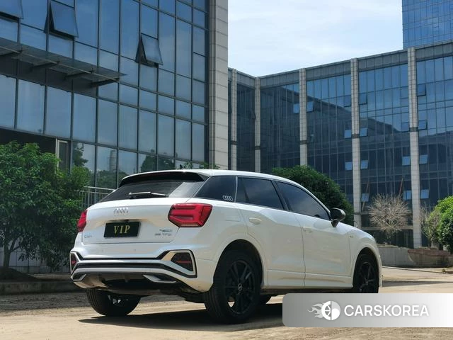 Audi Q2L id 4278833 из Китая 21