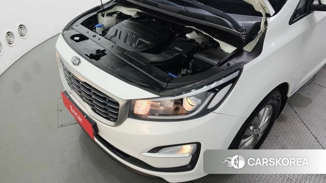 Kia The New Carnival id 4434906 из Кореи 16