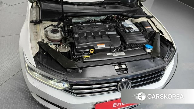 Volkswagen Passat GT (B8) id 3943015 из Кореи 16