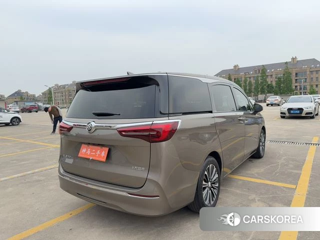 Buick GL8 id 4238603 из Китая 13