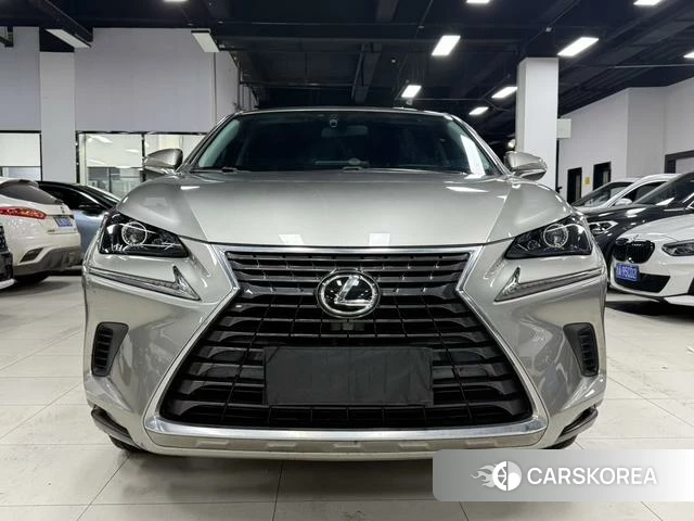 Lexus NX id 4263417 из Китая 17
