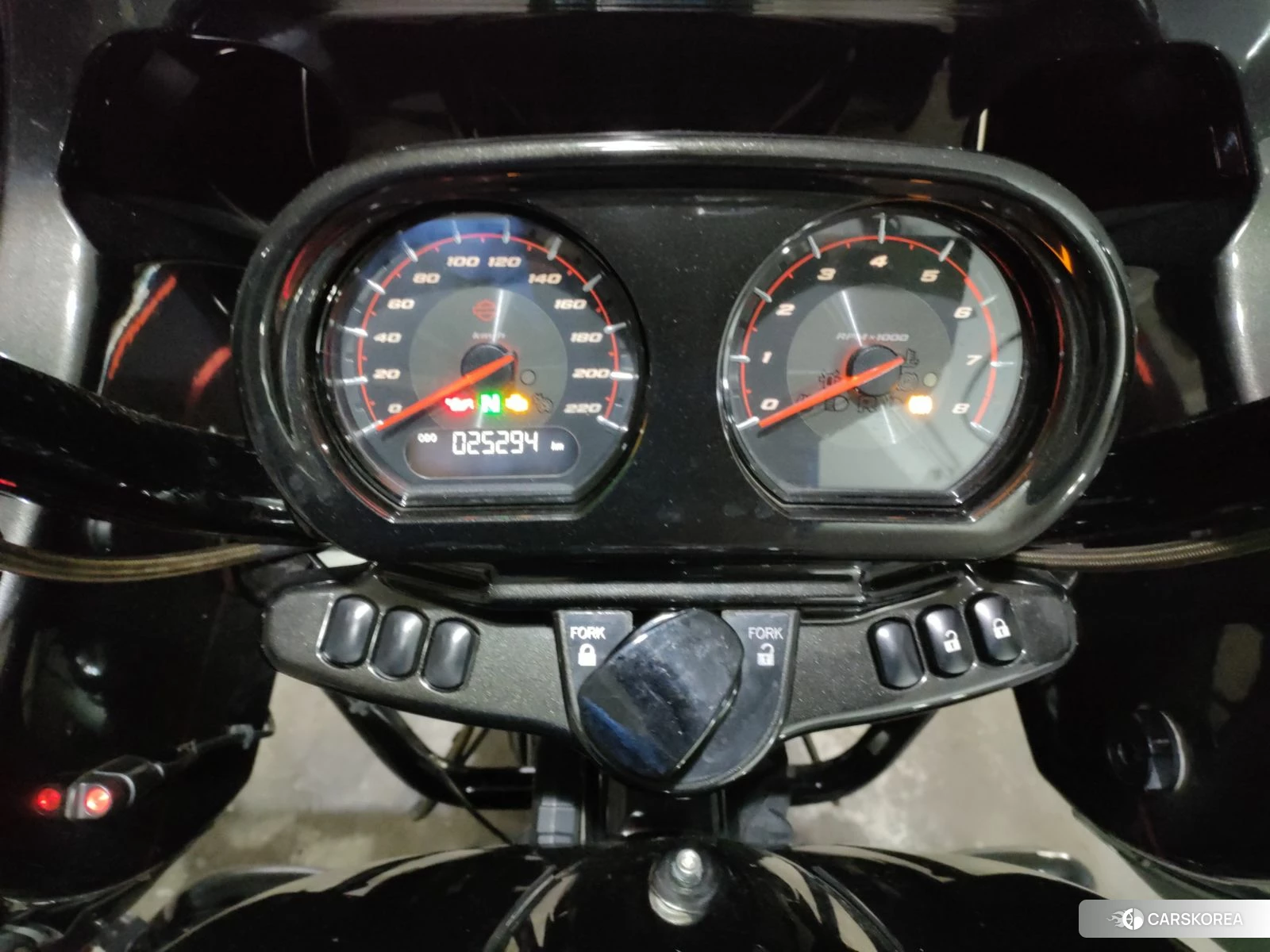Harley-Davidson Road Glide FLTRXSE1920CVO id 3947958 из Японии 6