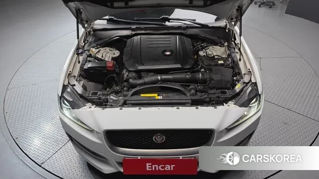Jaguar XE id 3728438 из Кореи 16