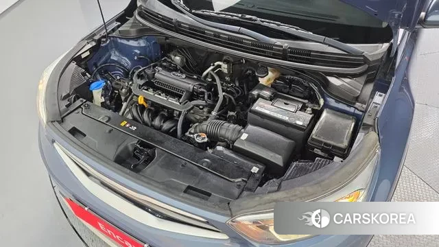 Kia Stonic id 3651676 из Кореи 16