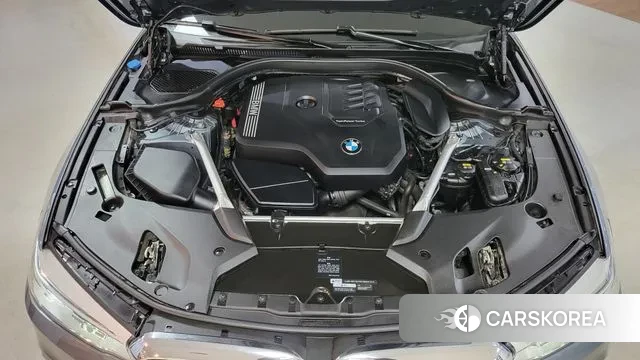 BMW 5 Series (G30) id 3592768 из Кореи 16