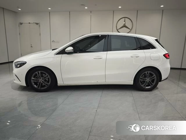 Mercedes-Benz Class B 2021 Белый из Китая, фото 6