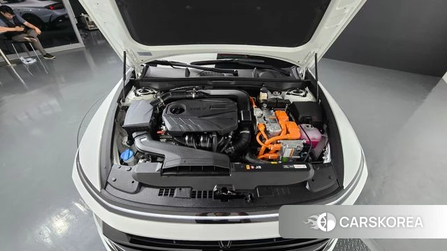 Hyundai Sonata D Edge Hybrid (DN8) id 4734513 из Кореи 32