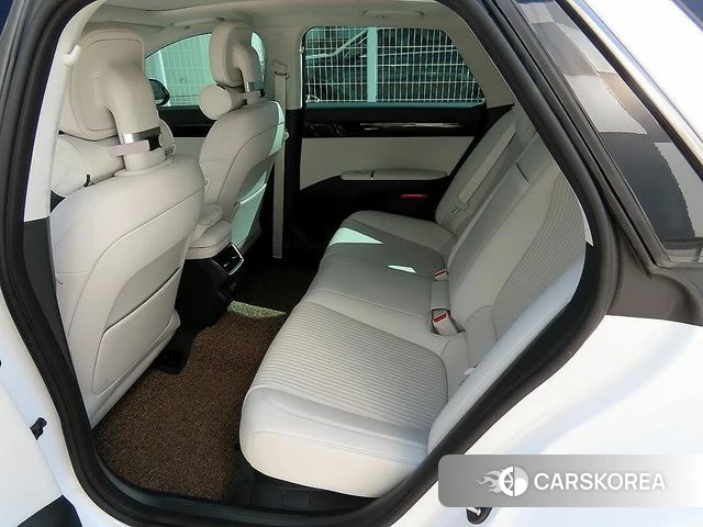 Hyundai Grandeur (GN7) id 4201064 из Кореи 16