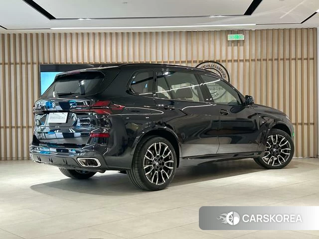 BMW X5 id 4240241 из Китая 11