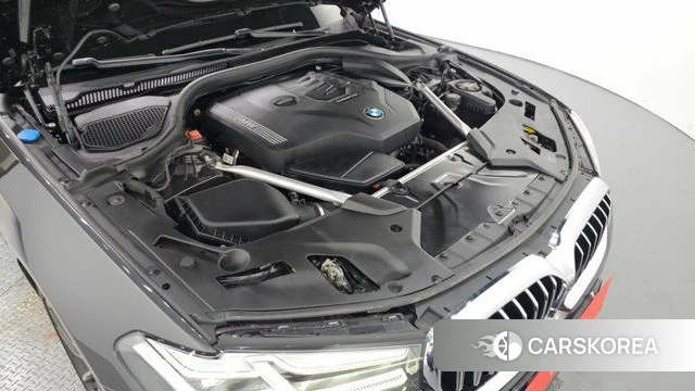 BMW 5 Series (G30) id 4315932 из Кореи 28