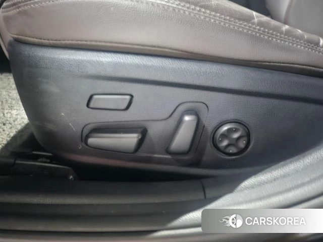 Hyundai The New Grandeur IG Hybrid id 4334122 из Кореи 16