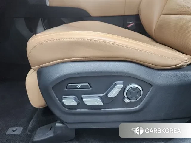 Hyundai Santa Fe (MX5) id 3405486 из Кореи 16