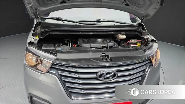 Hyundai The New Grand Starex id 4895375 из Кореи 31
