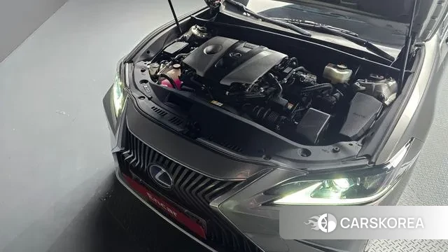 Lexus ES300h 7th generation id 3484489 из Кореи 16