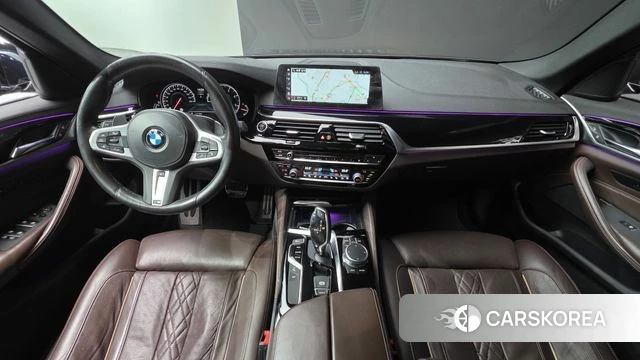 BMW 5 Series (G30) id 3861689 из Кореи 16