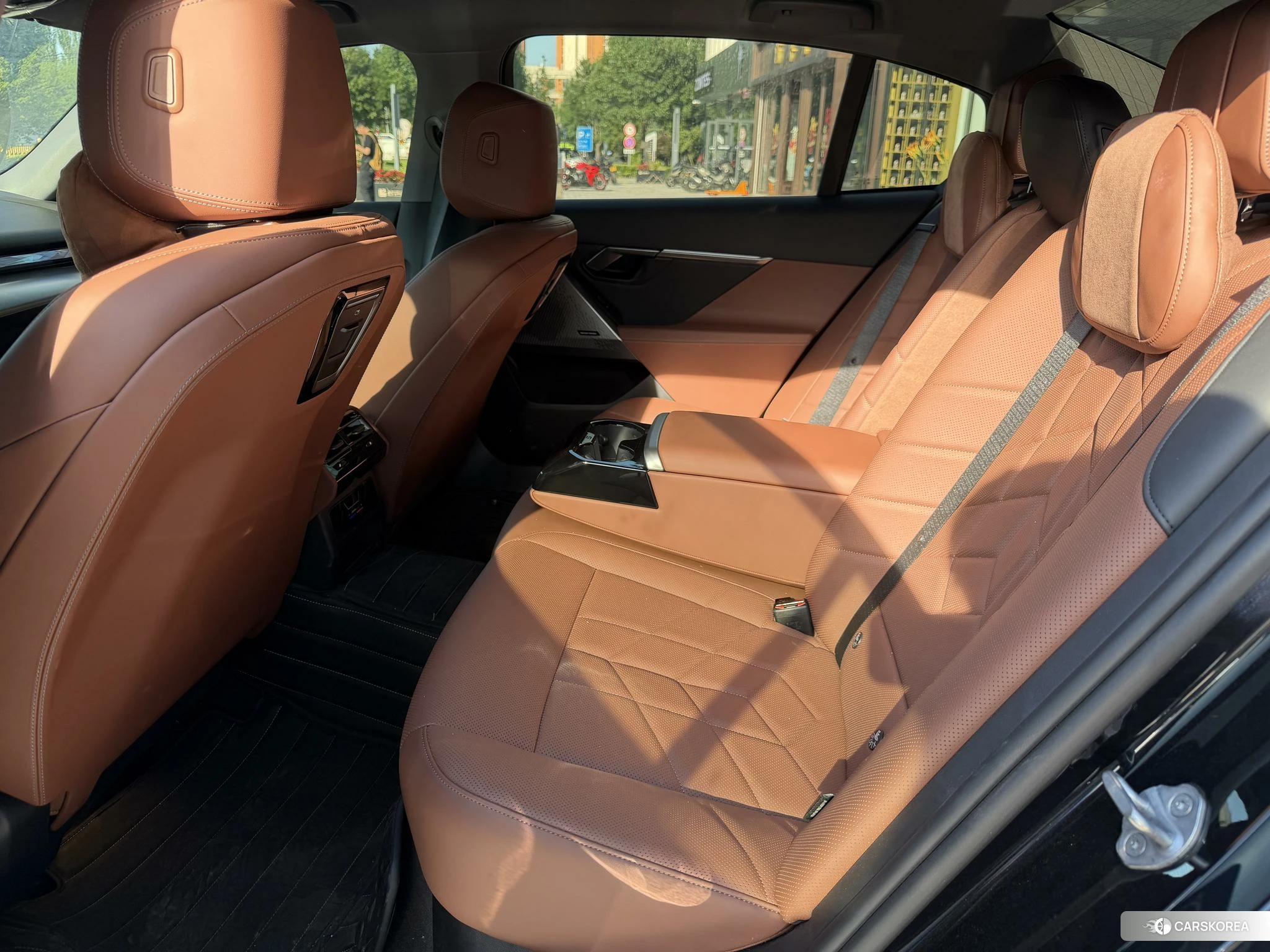 BMW 5 series id 4473944 из Китая 10