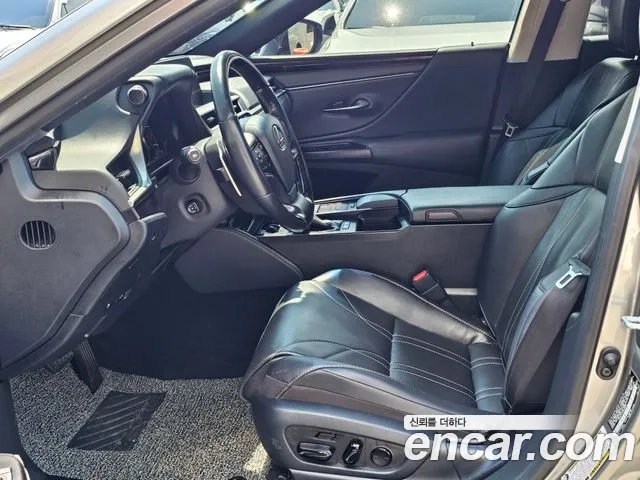 Lexus ES300h 7th generation id 2880468 из Кореи 16