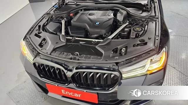 BMW 5 Series (G30) id 3478007 из Кореи 16