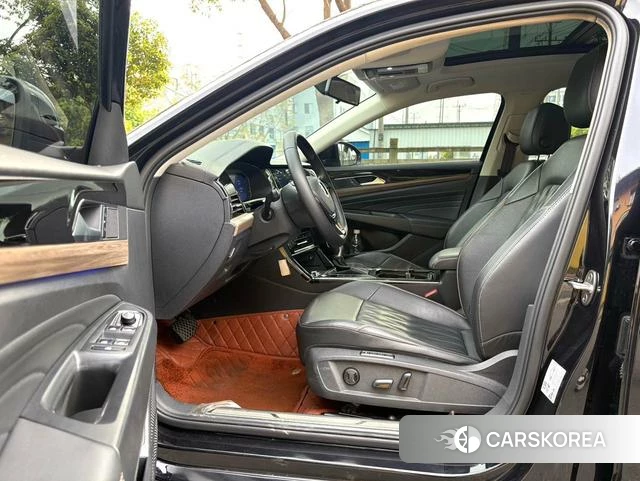 Volkswagen Passat 2021 Черный из Китая, фото 6