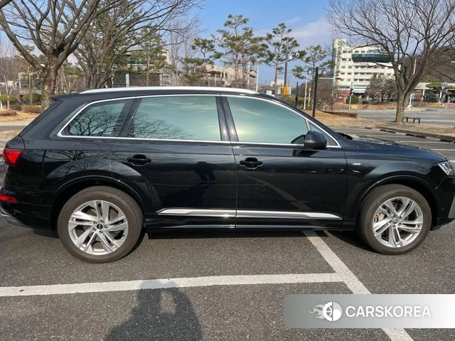 Audi Q7 (4M) id 3791936 из Кореи 16