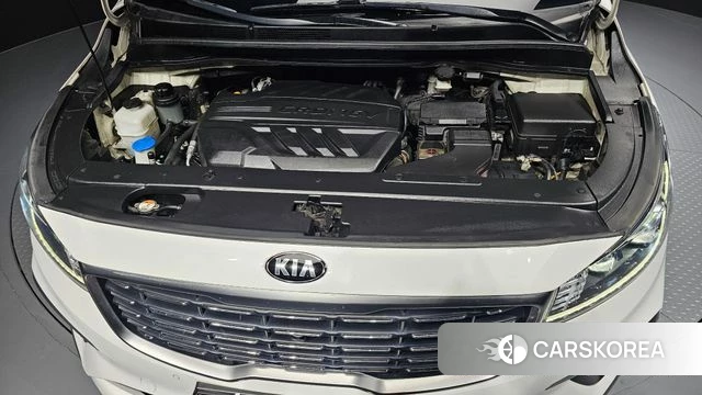 Kia The New Carnival id 4477123 из Кореи 16