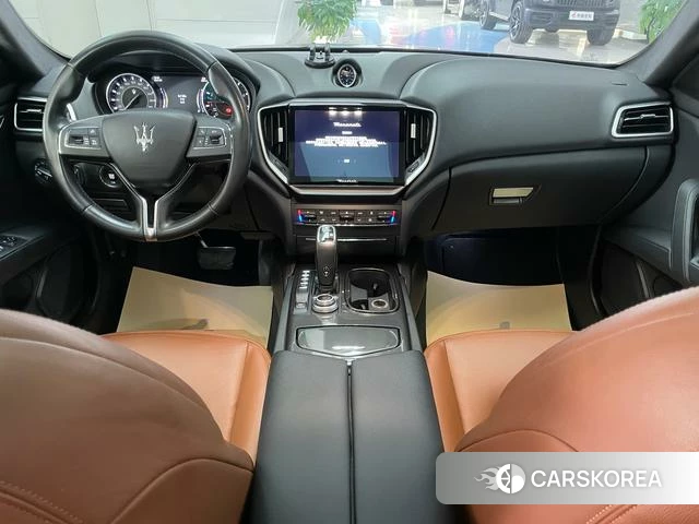 Maserati Ghibli id 4208622 из Китая 24