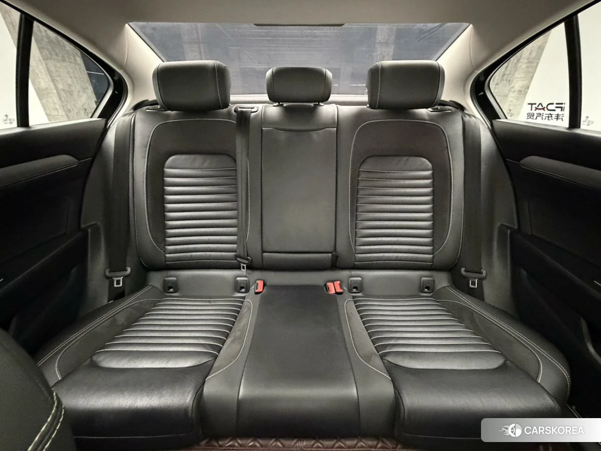 Volkswagen Magotan id 4454264 из Китая 14