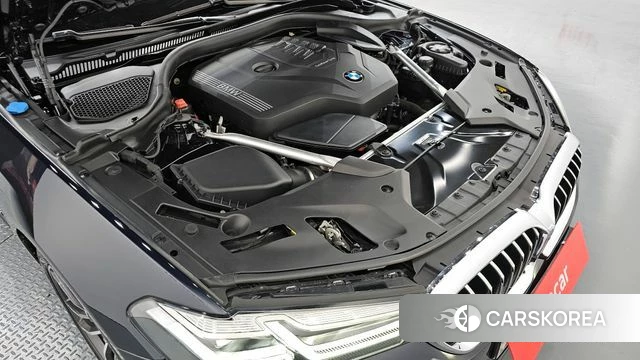 BMW 5 Series (G30) id 3897301 из Кореи 16