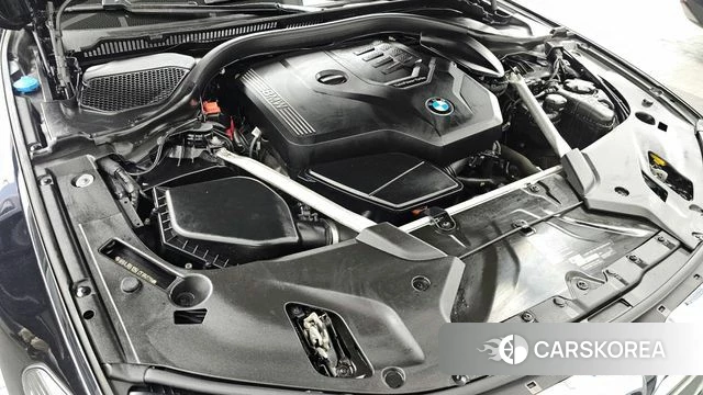 BMW 5 Series (G30) id 4245363 из Кореи 28