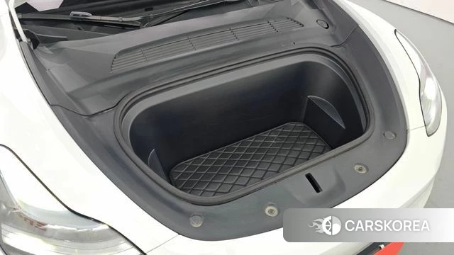 Tesla Model Y id 4854188 из Кореи 16