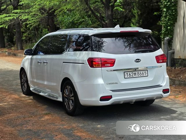 Kia All New Carnival id 4417147 из Кореи 16