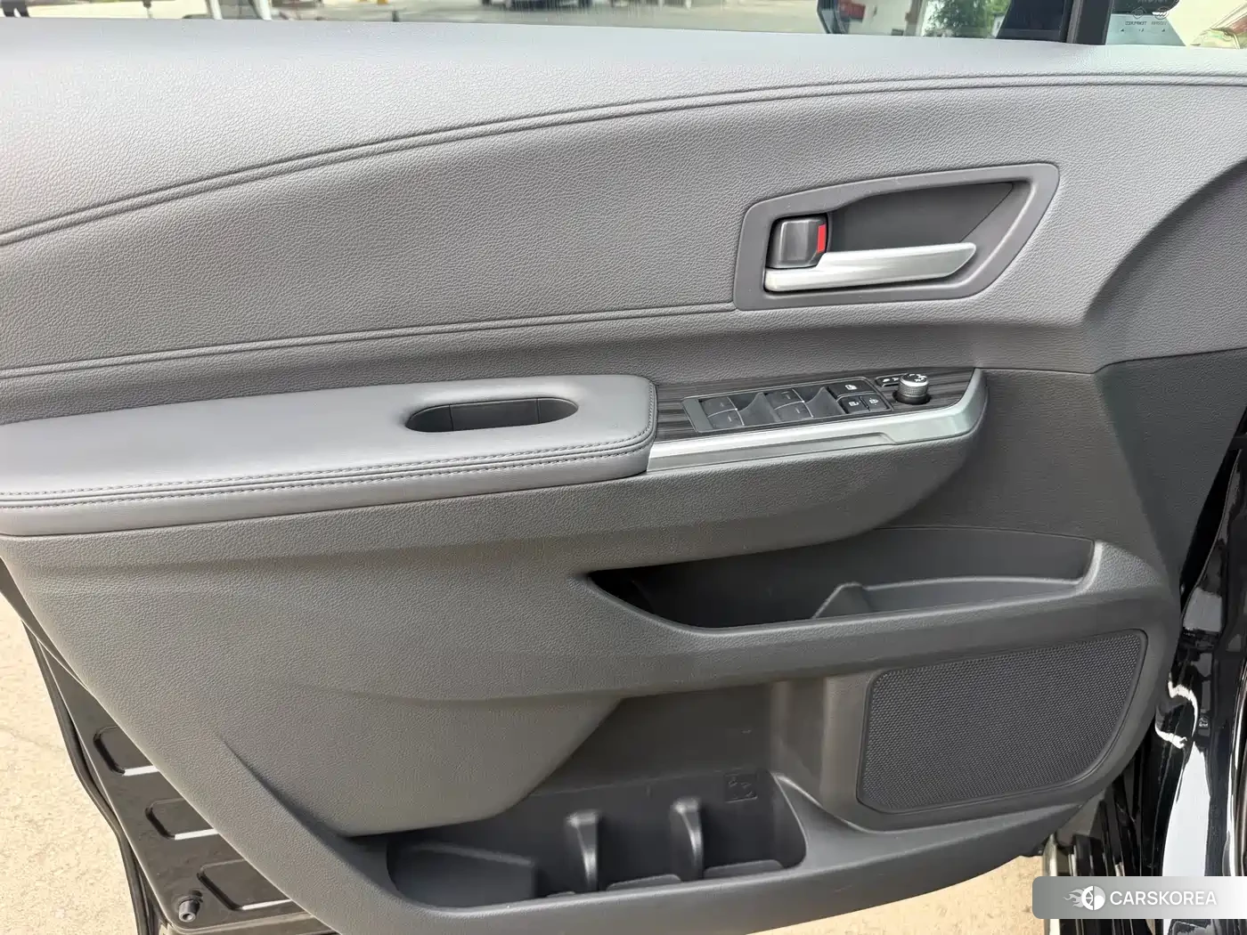 Toyota Sienna id 4545805 из Китая 15