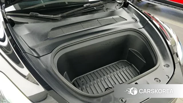 Tesla Model Y id 3544426 из Кореи 16