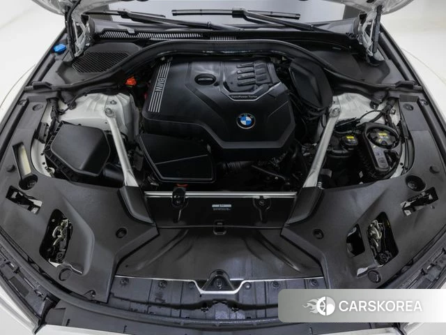 BMW 5 Series (G30) id 3852557 из Кореи 16