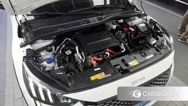 Peugeot e-208 second Generation id 3316790 из Кореи 16