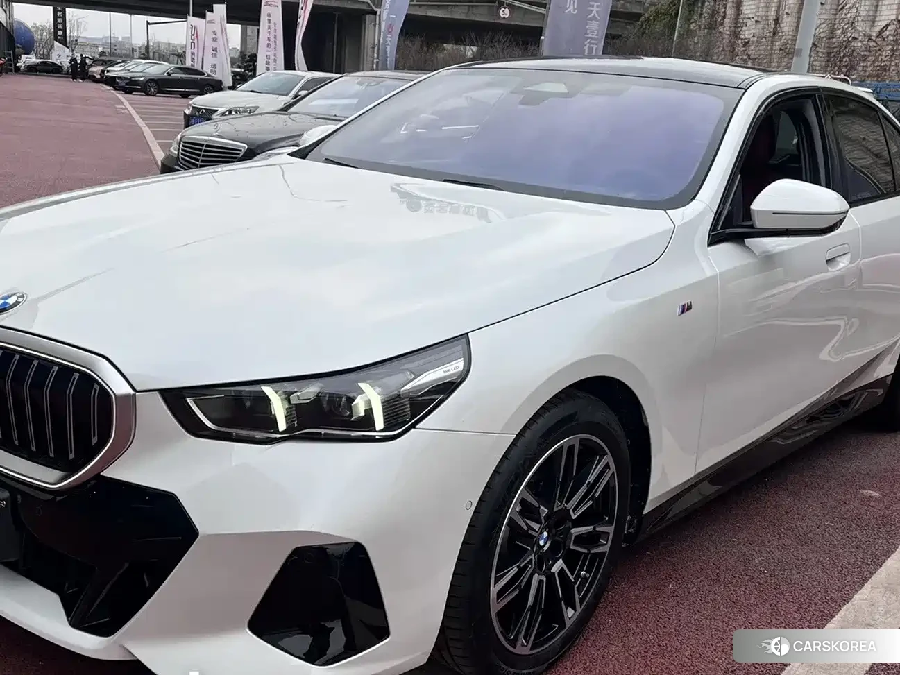 BMW 5 series 2025 Белый из Китая, фото 6