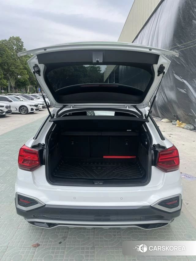 Audi Q2L id 4220085 из Китая 23