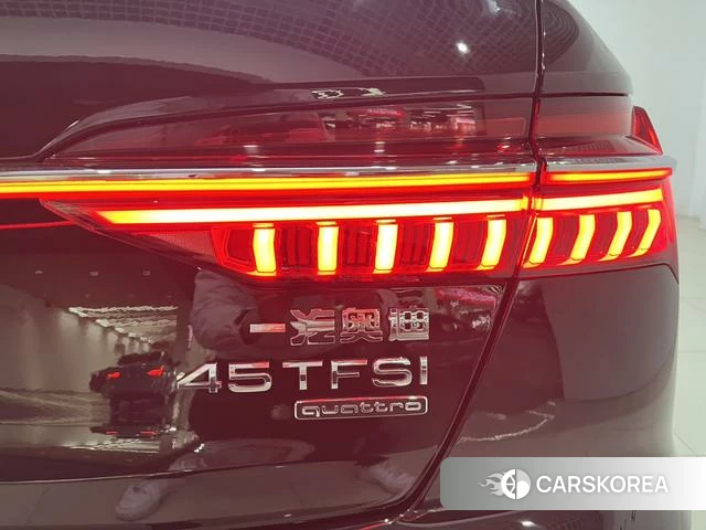 Audi A6L id 4290098 из Китая 14