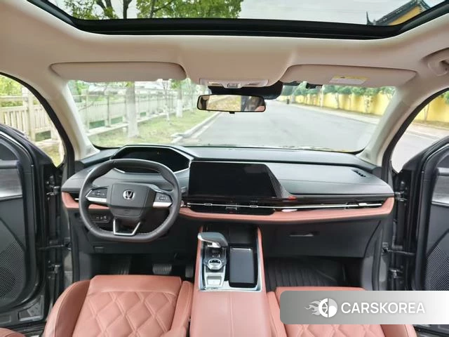 Chang'an CS55 PLUS 2024 Темно-серый из Китая, фото 6